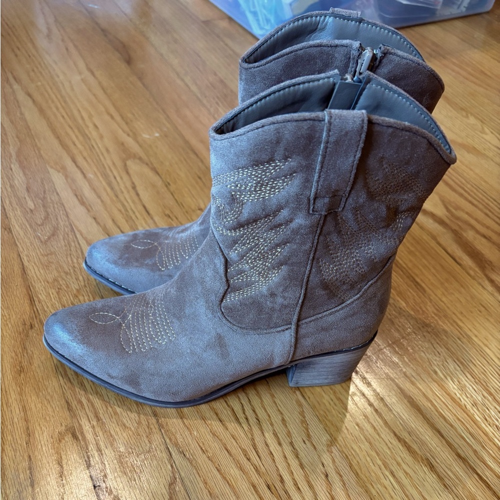 Altar'd state Casey cowboy boot